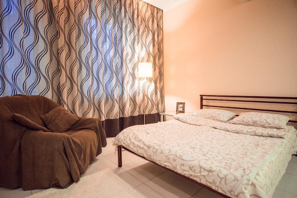 Studio Ember At Maidan Konstytutsii Charkiw Exterior foto